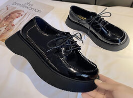 Foto van Schoenen 2020 autumn women wedges shoes chunky sneakers platform brand woman fashion black leather c