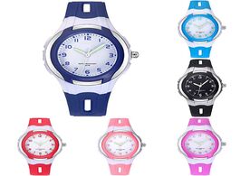 Foto van Horloge fashion round dial kid boy girl student waterproof quartz jelly wrist watch gift