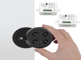 Foto van Elektrisch installatiemateriaal lighting remote control wireless switch and 2 receivers lights by 1 