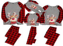 Foto van Baby peuter benodigdheden 2020 christmas pajamas family matching clothes outfits look sleepwear momm