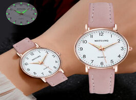 Foto van Horloge 2020 new watch women fashion casual leather belt watches simple ladies small dial quartz clo