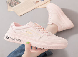 Foto van Schoenen fashion women shoes 2020 summer new low help casual pu leather lace up flats white sneakers