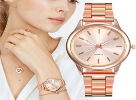 Foto van Horloge luxury brand women rose gold bracelet watch small ladies casual silver steel belt quartz dre