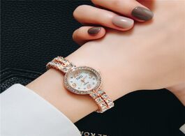 Foto van Horloge women fashion bling watch luxury diamond clock ladies quartz watches rose gold female wristw