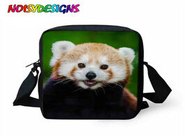 Foto van Tassen noisydesigns casual messenger bags cute red lesser panda print kids children shoulder boys cr