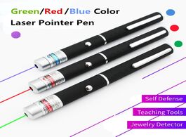 Foto van Beveiliging en bescherming green red blue 405nm laser pointer pen powerful beam defensa personal lig