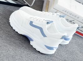 Foto van Schoenen women vulcanize shoes casual fashion 2020 new woman comfortable breathable white flats fema