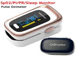 Foto van Schoonheid gezondheid finger pulse fingertip oximeter hrv spo2 pr pi respiratory rate sleep monitor 