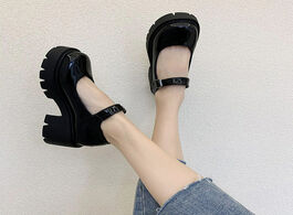 Foto van Schoenen 2020 new black 6cm high heels shoes women pumps fashion patent leather platform woman round