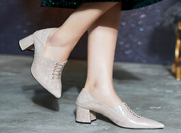 Foto van Schoenen chunky heel single shoes woman pumps women s high heels pointed toe slip on female 2020 spr