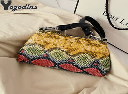 Foto van Tassen women snake print handbags crossbody bags vintage small shoulder 2020 luxury designer female 