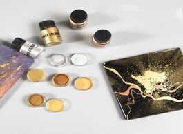 Foto van Sieraden 4 bottles set gold silver color resin pigment powder pearlescent colorant pearl dye uv epox