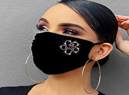 Foto van Sieraden 2020 new trendy shiny black crystal face mask women for female vintage popular heart rhines
