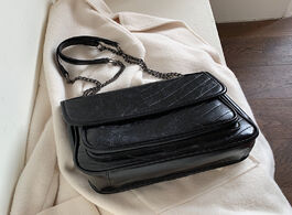 Foto van Tassen solid color vintage leather crossbody bags for women 2021 winter shoulder simple bag female t