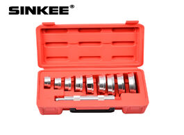 Foto van Auto motor accessoires 10pc axle bushing bearing race seal removal install driver master tool set sk
