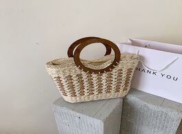 Foto van Tassen summer beach hand woven women rattan bag straw purse handmade wicker new basket shopping casu