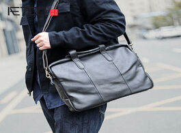 Foto van Tassen aetoo simple men s handbags leather large capacity briefcases business casual shoulder bags