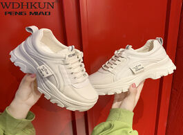 Foto van Schoenen women chunky white sneakers 2020 fashion platform shoes lace up vulcanize womens tenis femi