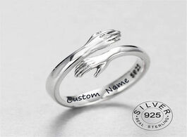 Foto van Sieraden custom name real 925 sterling silver hands hug geometric personalized ring for fashion wome