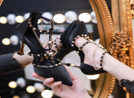 Foto van Schoenen 2020 summer new black high heels with thin rivets shoes design dress sandals women pumps fe