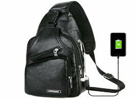 Foto van Tassen 2020 men vintage chest bag crossbody with usb charging port for cycling camping casual wear