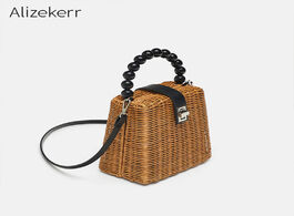 Foto van Tassen beach handbag women hand woven braided bead box rattan straw shoulder bag ladies ethnic tote 
