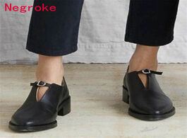Foto van Schoenen fashion new pu leather pumps women slip on square toe chunky high heels shoes woman chaussu