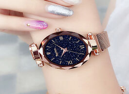 Foto van Horloge watches women s luxury magnetic starry sky woman clock quartz wristwatch fashion ladies relo