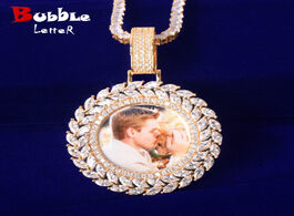 Foto van Sieraden solid round memory picture necklace pendant back micro pave charm men s hip hop rock jewelr