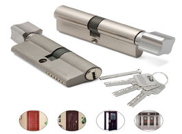 Foto van Woning en bouw 3 keys door lock 70mm cylinder home security anti theft brass bedroom living handle k