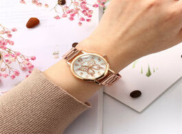 Foto van Horloge luxurious wristwatches for women new simple ladies quartz watch temperament casual female mo