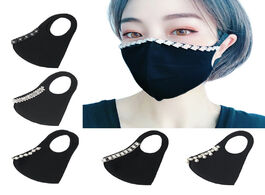 Foto van Sieraden dust prevention sunscreen black masks diamond rhinestone cotton cloth adult unisex face mas