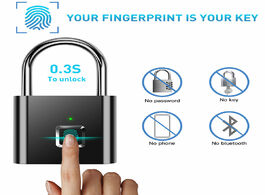 Foto van Beveiliging en bescherming smart bluetooth rechargeable door lock fingerprint anti theft keyless sec