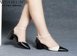 Foto van Schoenen 2020 new women s high heels korean color matching pointed toe thick heel dress sexy summer 