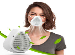 Foto van Beveiliging en bescherming in stock adult electric protection face mask anti fog facemask air purifi