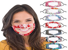 Foto van Beveiliging en bescherming smile communicator face mask with clear vinyl visible expression lip read