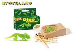 Foto van Speelgoed children learning educational fluorescence dinosaur fossil excavation toy kits with enviro