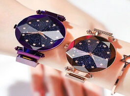 Foto van Horloge ladies magnetic starry sky clock luxury women watches fashion diamond female quartz wristwat