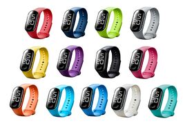 Foto van Horloge 2020 fashion digital led sport watch unisex silicone band wrist watches men women zegarek mo