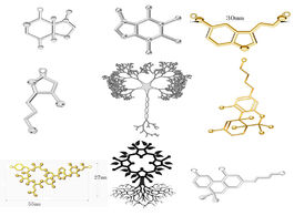 Foto van Sieraden custom jewelry fashion various similar molecular pendants can be customized