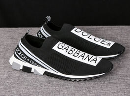 Foto van Schoenen 2020 new brand designer breathable sock shoes woman casual slip on jogging sneakers unisex 
