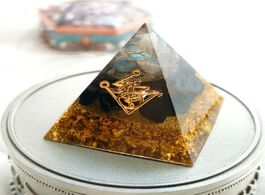 Foto van Sieraden orgonite pyramid muladhara chakra obsidian natural crystal repel evil spirits decoration pr