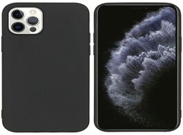Foto van Accezz color case voor apple iphone 12 pro telefoonhoesje zwart