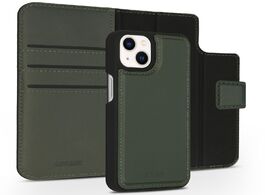 Foto van Accezz premium leather 2 in 1 wallet book case voor apple iphone 13 mini telefoonhoesje groen 