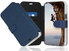 Foto van Accezz xtreme wallet voor apple iphone 14 pro max telefoonhoesje blauw 