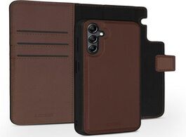 Foto van Accezz premium leather 2 in 1 wallet bookcase samsung galaxy a14 5g 4g telefoonhoesje bruin