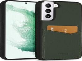Foto van Accezz premium leather card slot backcover samsung galaxy s22 plus telefoonhoesje groen 