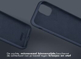 Foto van Accezz liquid silicone backcover samsung galaxy z fold 5 telefoonhoesje blauw 